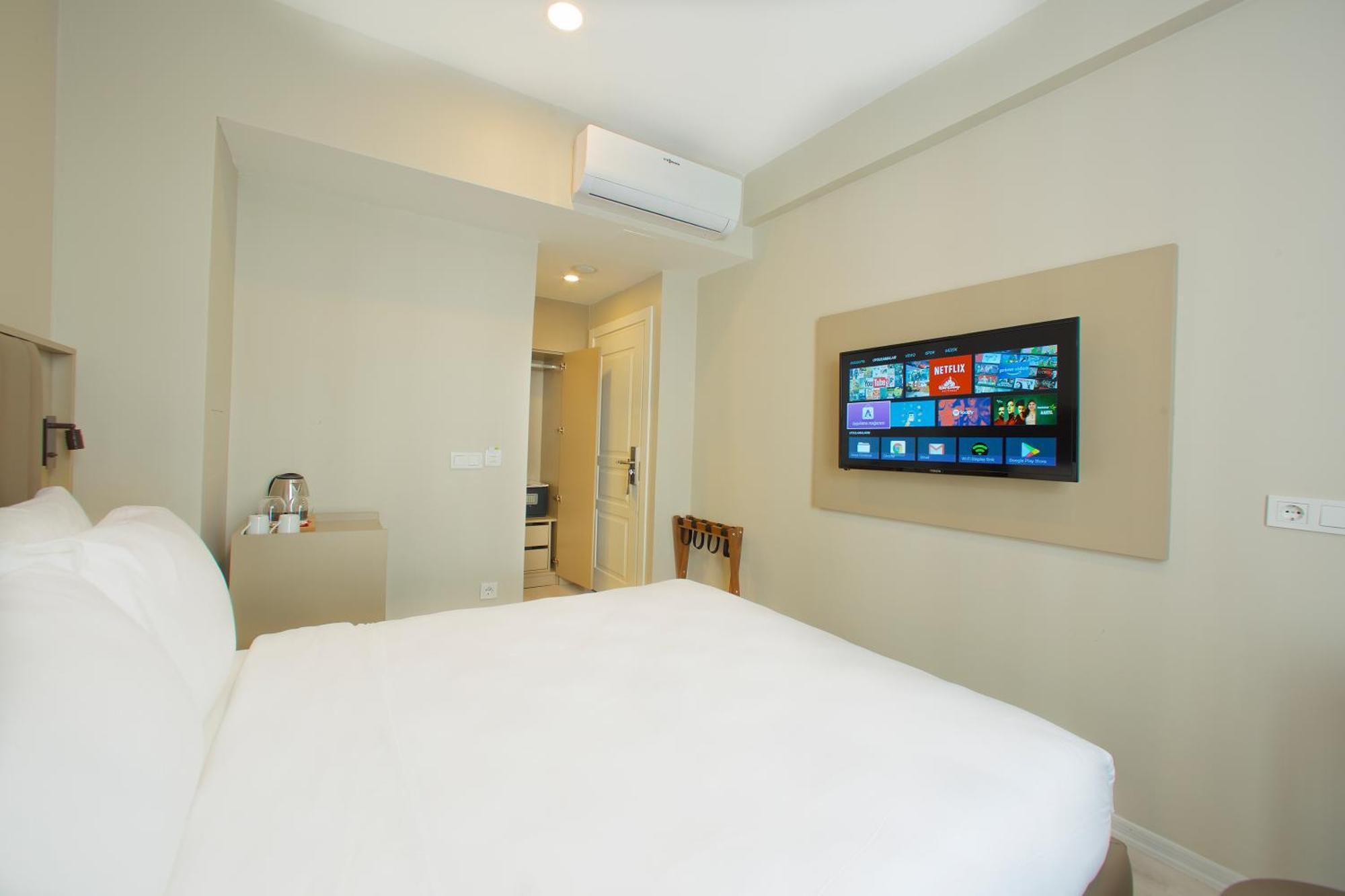 Joy Taksim Hotel Istanbul Bagian luar foto