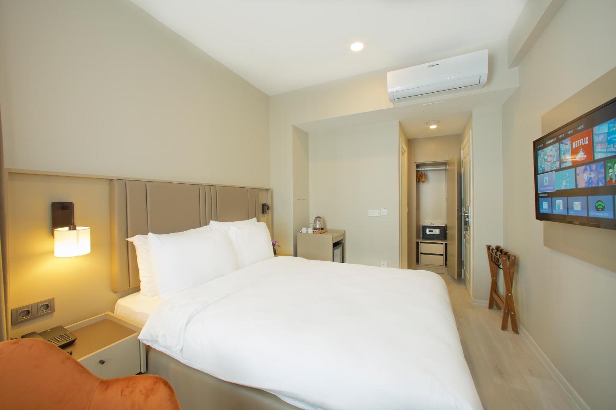 Joy Taksim Hotel Istanbul Bagian luar foto